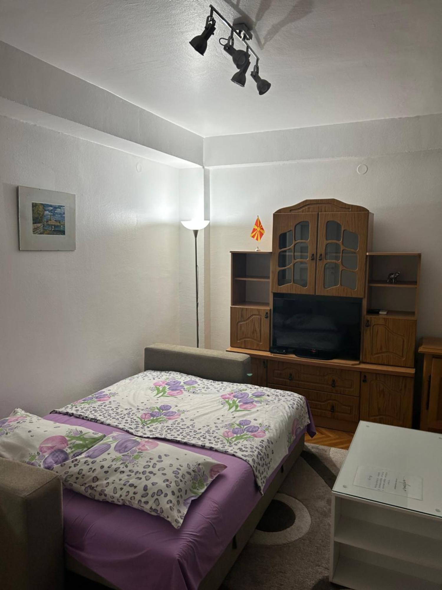 Viktor Apartment クマノヴォ エクステリア 写真